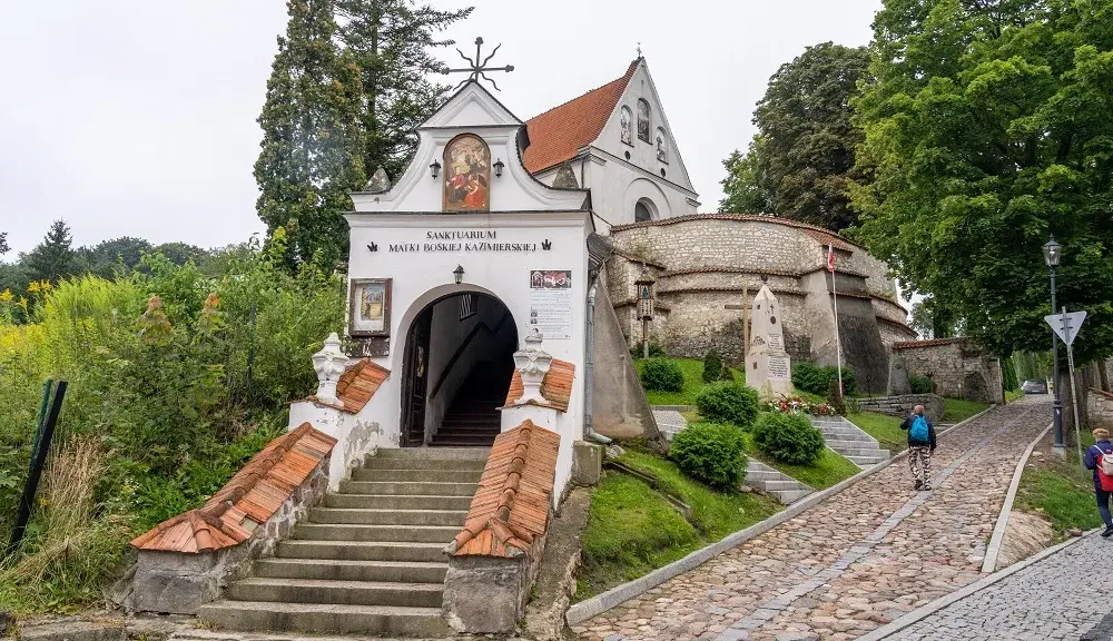 Atrakcje, które przyciągają turystów do Kazimierza Dolnego – co warto zobaczyć?