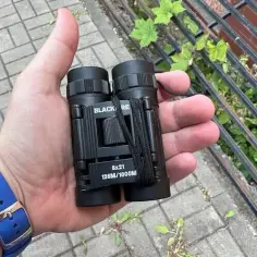 Jaka lornetka dla turysty? Kluczowe parametry i najlepsze modele do wyboru